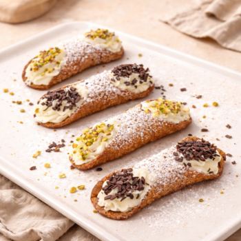 Cannoli siciliani grandi  4 PZ con ricotta sac a poche da 500 gr